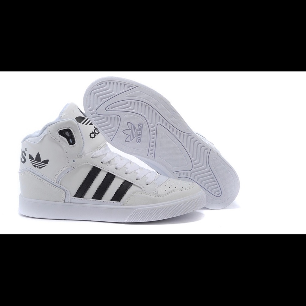 Women’s Adidas Extaball White